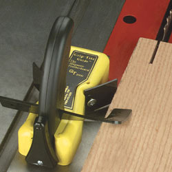 GRIP-TITE MAGNETIC FEATHER BOARD